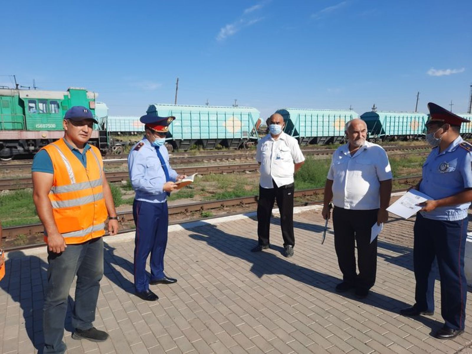 Около 6 млн тенге заплатили казахстанцы за нарушения на объектах ж/д транспорта