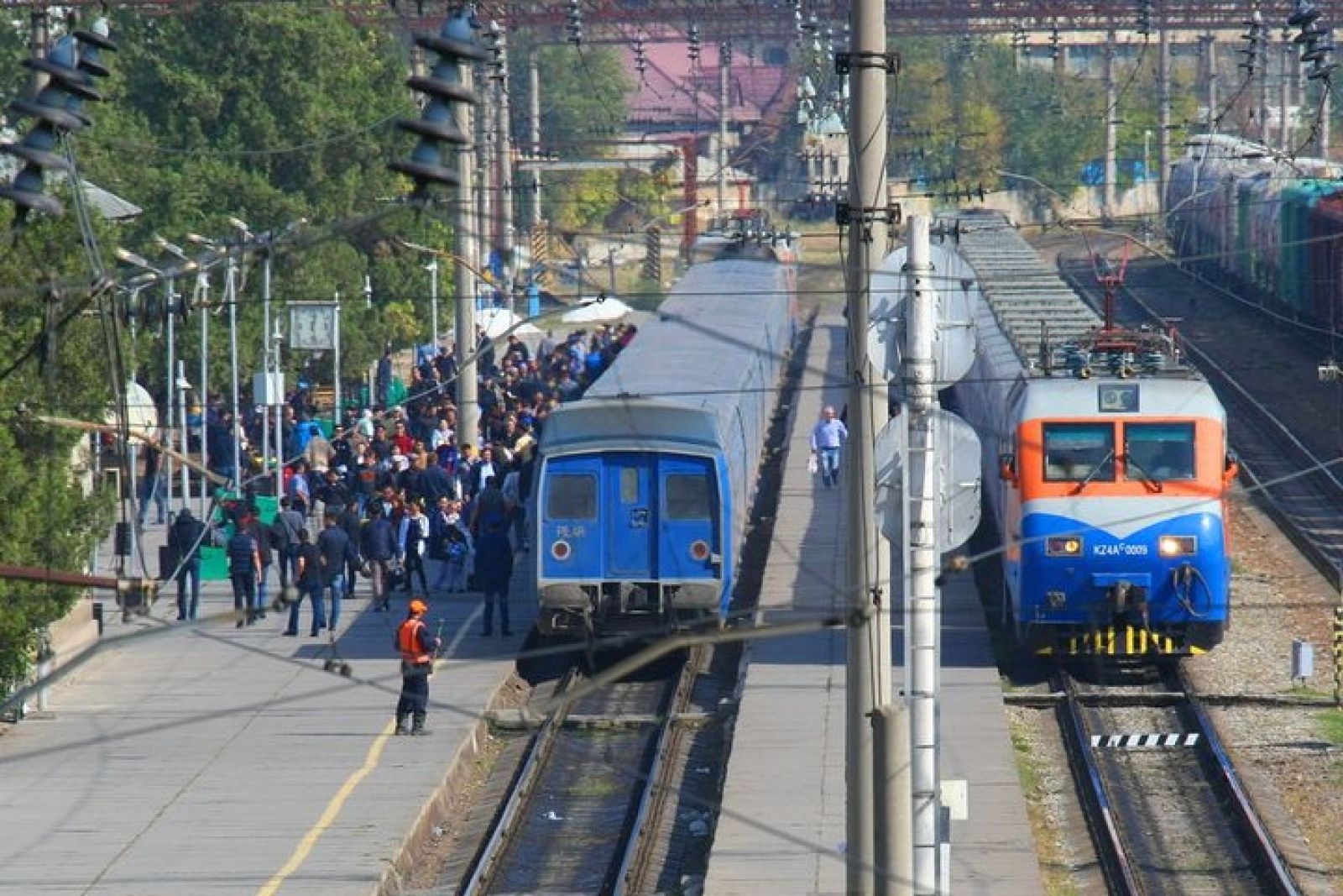 Поезд вагонында зат қалып қойса не істеу керек?