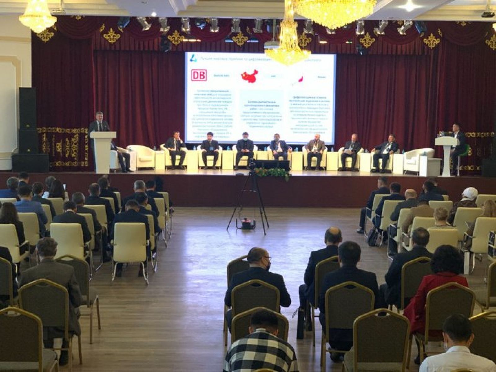 Алматыда өткен форумда темір жолдағы қозғалыс қауіпсіздігін қамтамасыз ету мәселелері талқыланды