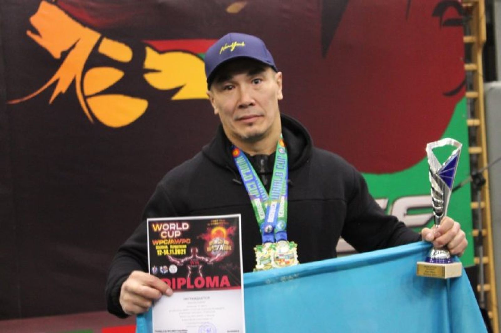 Железнодорожник стал чемпионом мира по пауэрлифтингу