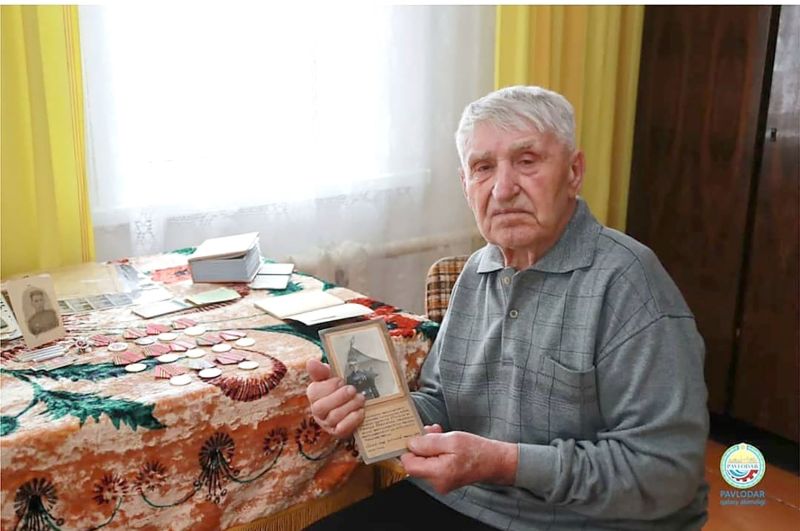 Достоин почета и славы: ветеран войны отметил 96-летие