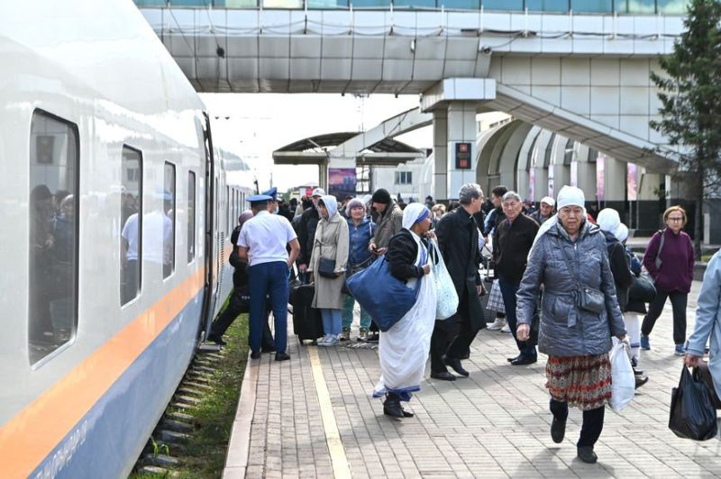 Более 170 человек из Алматинской области прибыли на Святую мессу Папы Римского Франциска на «Тальго»