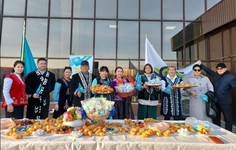 Республика күніне орай теміржол вокзалдарында мерекелік акция өтті