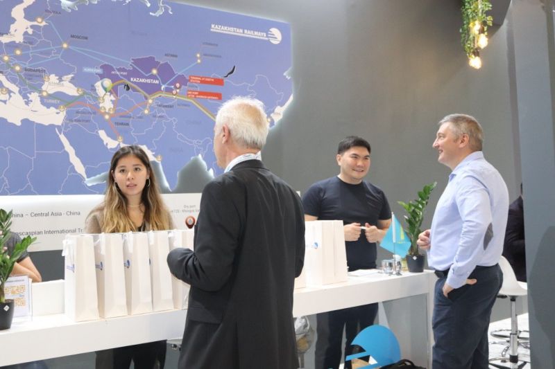 Комплексные логистические решения ҚТЖ представлены на международной выставке в Турции
