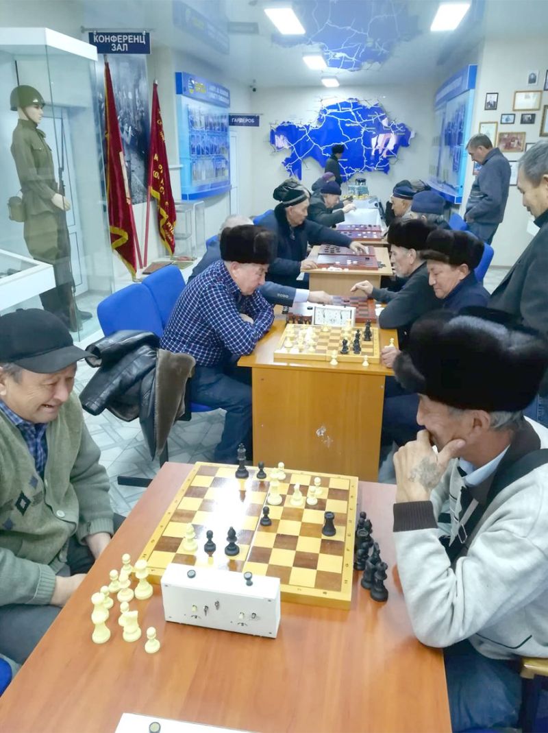 Мерекеге орай ардагерлер арасында шахматтан жарыс өтті