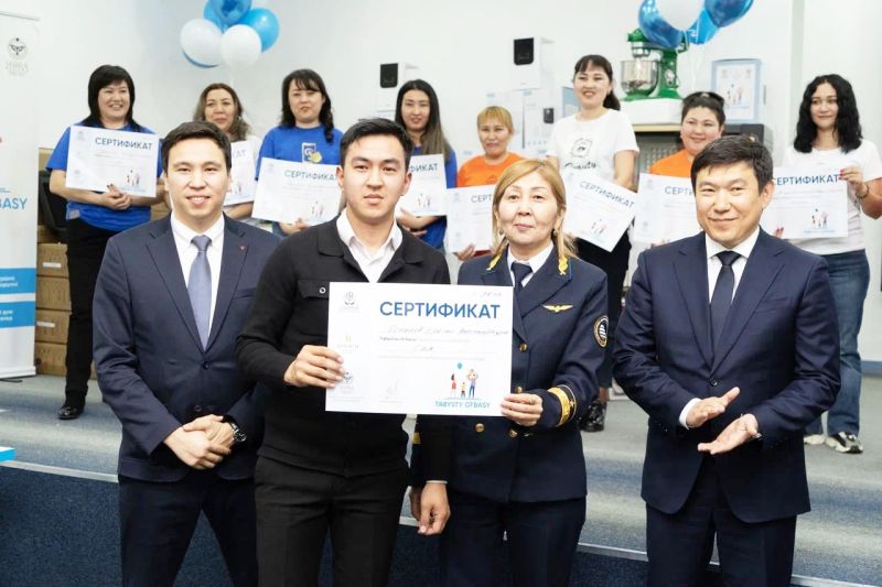 «Табысты отбасы»  жобасы аясында гранттар табысталды