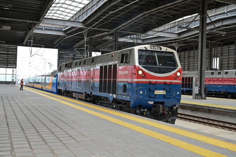 Елімізде шетелдік компаниялардың қатысуымен локомотив пен вагон өндірісі іске қосылады