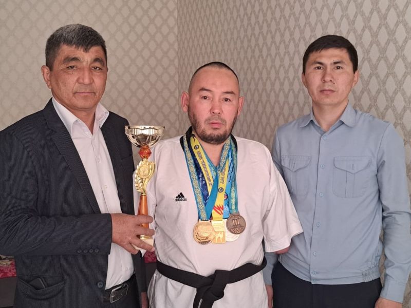 Еңбекті қорғау күнінде жарақат алған теміржолшыға көмек көрсетілді