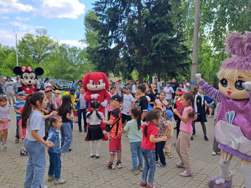 Праздник для маленьких сердец