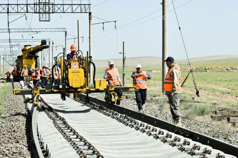 Төрт айда 600 км-ге жуық жол жөнделді