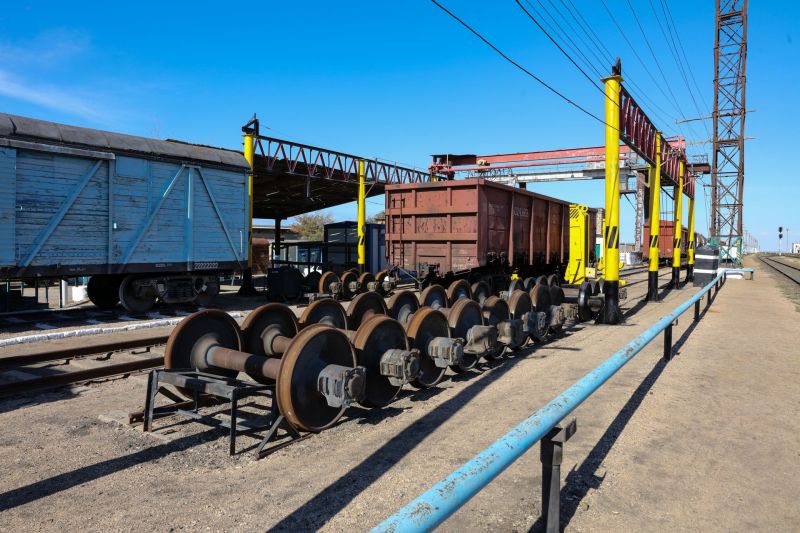 Свыше 10 тысяч грузовых вагонов отремонтировано в Казахстане с начала года