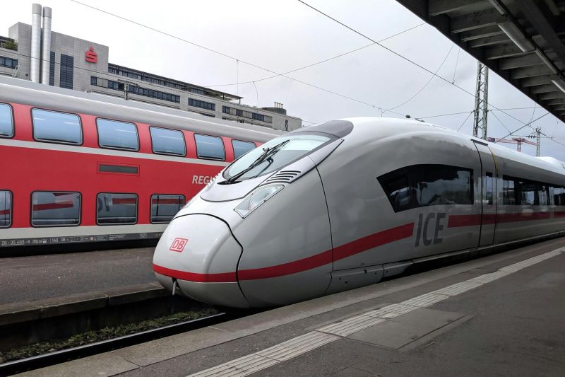Ұлыбритания үкіметі HS2 теміржол жобасыннан бас тартты