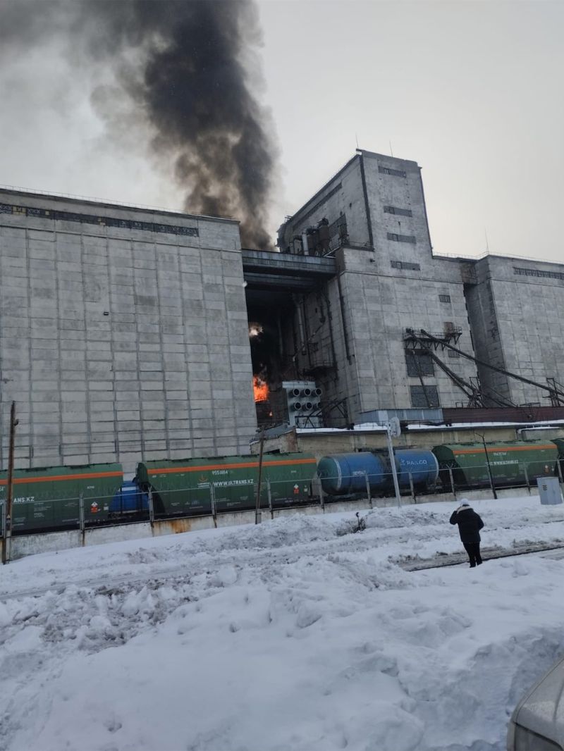 Крупный пожар помогли потушить железнодорожники в ВКО
