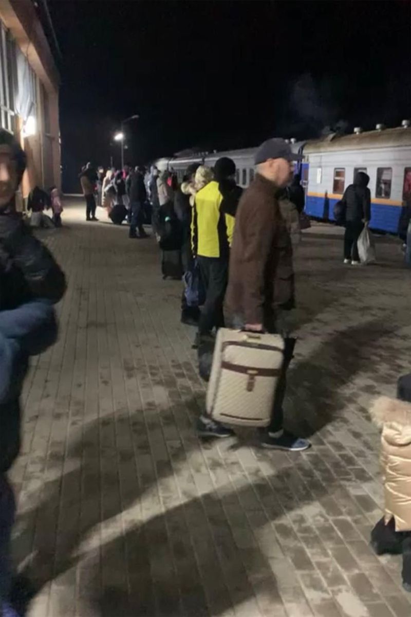 С последствиями паводков продолжают бороться в Казахстане