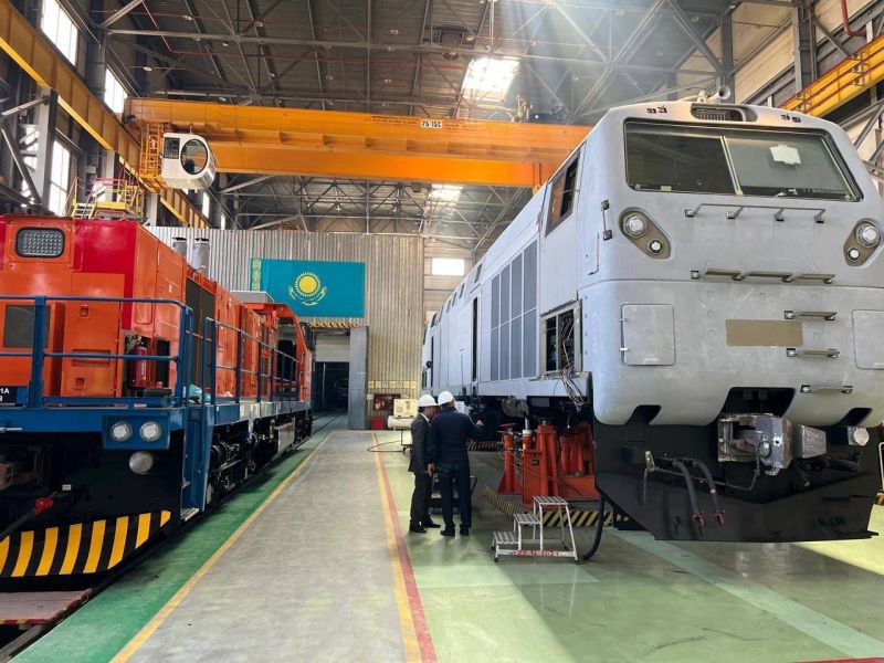Локомотивосборочные заводы поставят более 140 электровозов и тепловозов в 2024 году