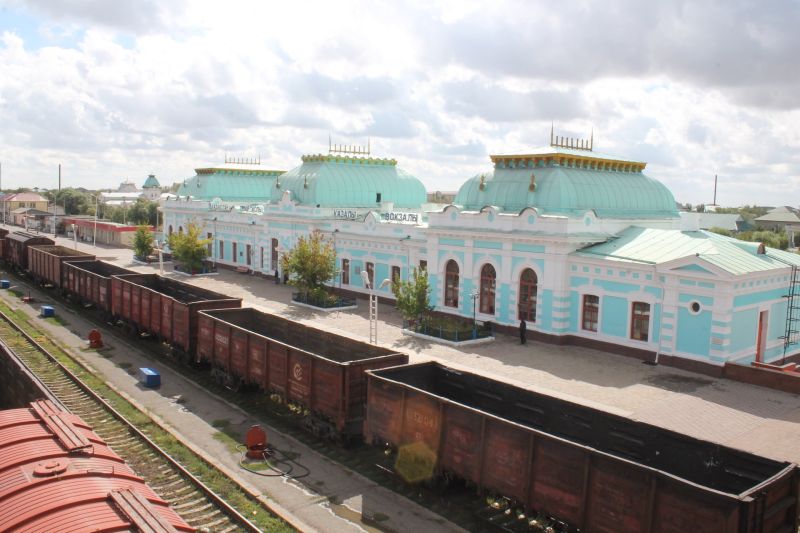 Қазалы станциясы айына 1000 вагон жүк түсіреді