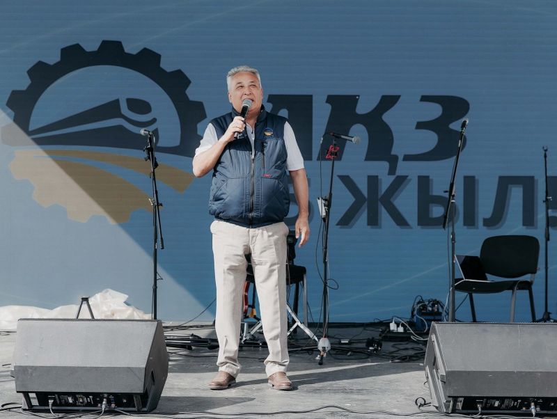 15 лет исполнилось АО «Локомотив Құрастыру Зауыты»