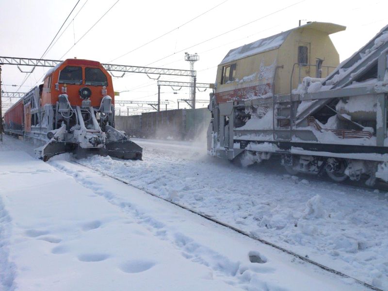 Более 12 тысяч кубометров снега убрали работники КТЖ