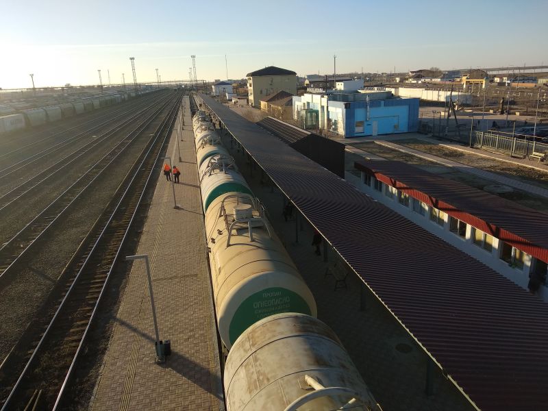 Мақатта перрон салынды