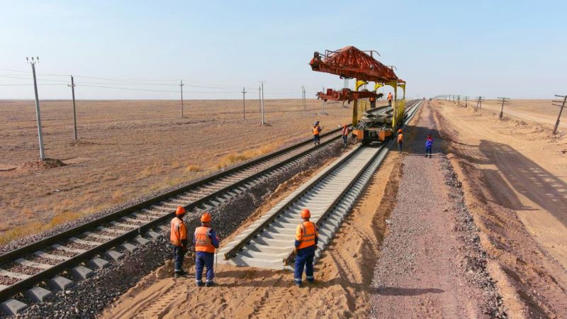 Около 2,7 тыс. рабочих мест создано для осуществления строительства железнодорожных проектов