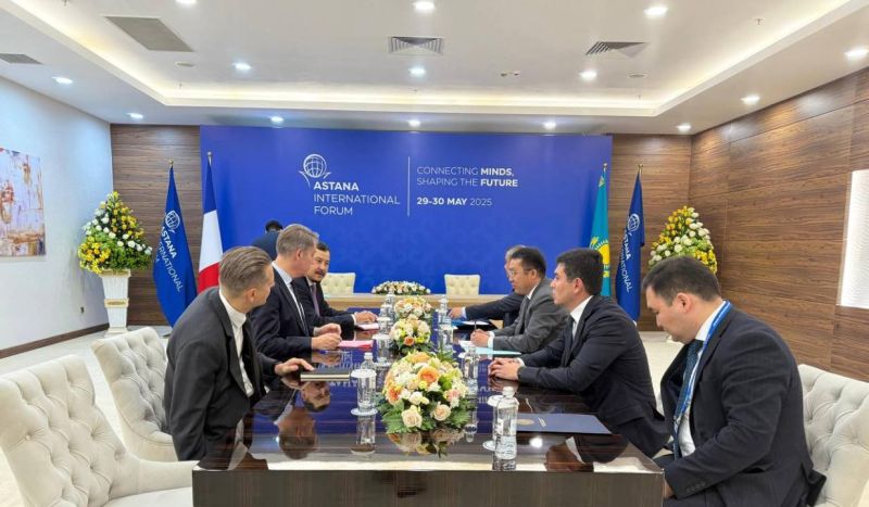 Минтранс РК и CMA CGM обсудили развитие перевозок по ТМТМ