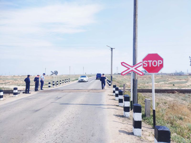 «Назар аудар, өткел!»: Маңғыстауда жол қауіпсіздігіне арналған айлық өтті