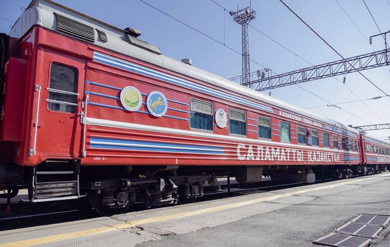 Более 400 сельчан обратились к специалистам поезда «Саламатты Қазақстан» в Павлодарской области