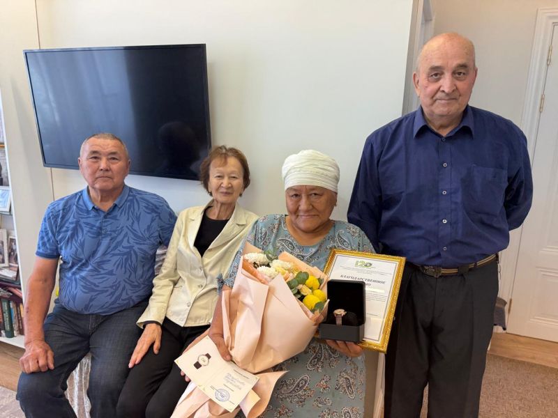 Ветеран железнодорожной отрасли Райхан Жакупбекова отметила 80-летний юбилей