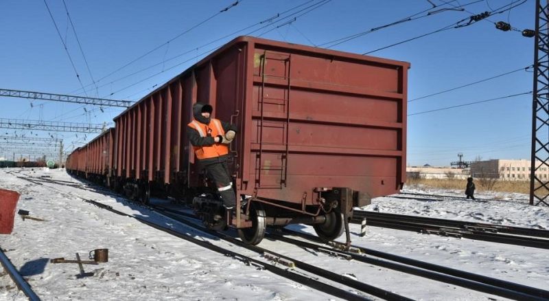 На станциях Костанайского отделения готовят работников к зимнему периоду