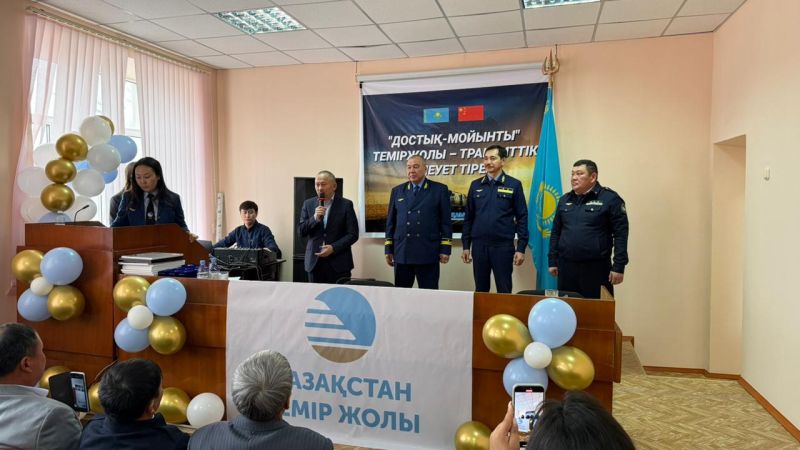 Корпоративный омбудсмен КТЖ провел узловое совещание на станции Балхаш