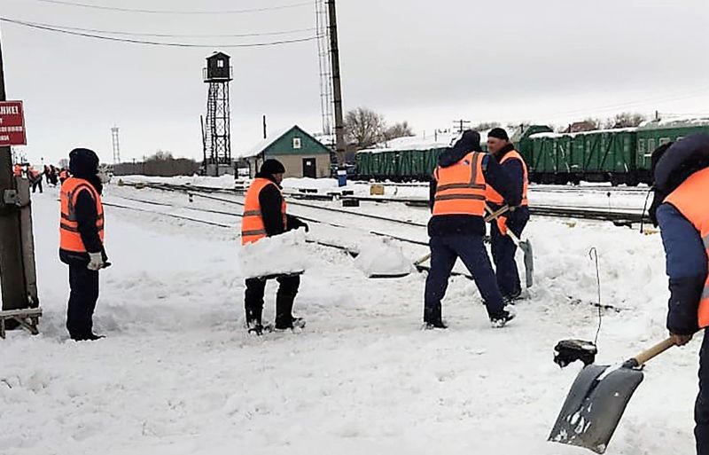 Илецкие железнодорожники подготовились к зимнему периоду