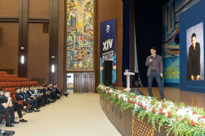 Тренинг по ораторскому мастерству провели для молодых сотрудников ҚТЖ
