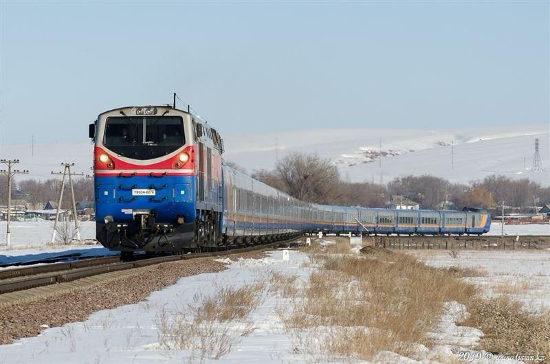 Нацперевозчик назначит дополнительные вагоны к 8 марта