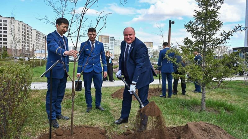 Достық аллеясы – теміржолшылар бірлігінің символы