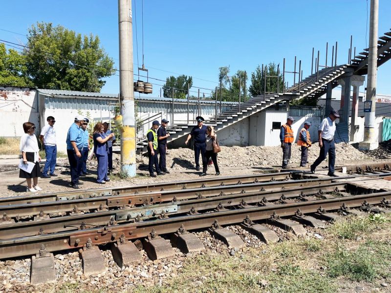 Жүргізушілерге жадынама таратты