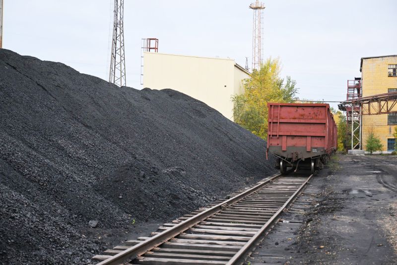Семейде тәулігіне кемі 350 вагон көмір тиелуде