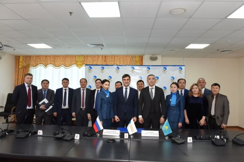 Жол картасына қол қойылды