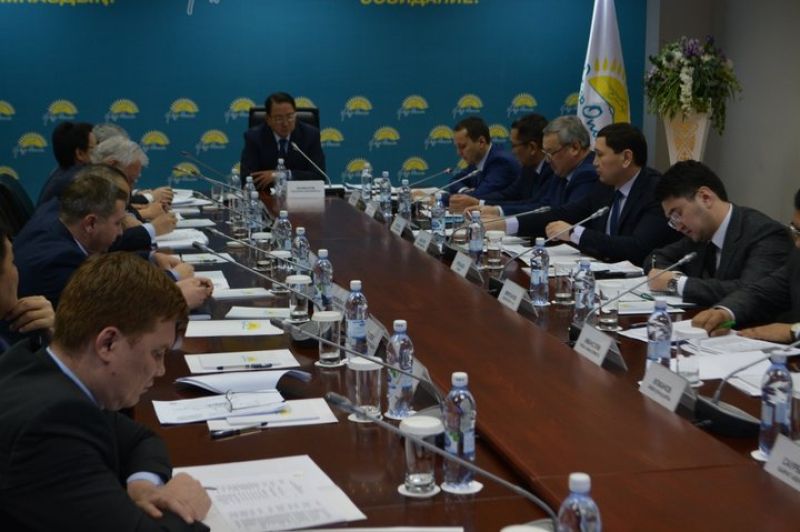 Расставили акценты
