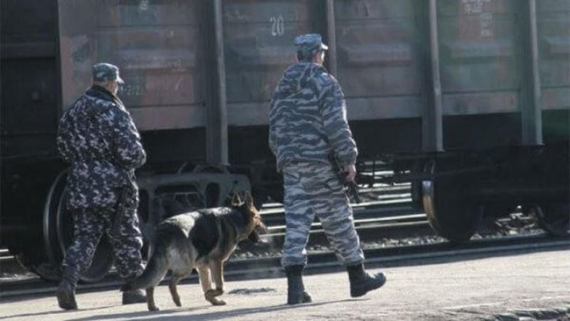 Күзетке кепіл бар