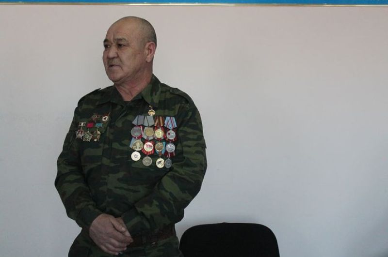 Оқ пен оттың ортасынан оралған Бақытбек Қырықбаев