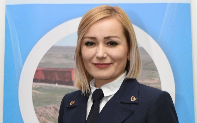 Қазақ ортасында өсіп келген Жанна Сүлейменова - үздік теміржолшы