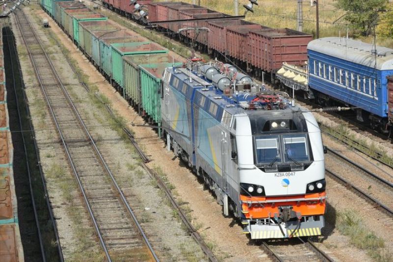 Грузооборот в Казахстане продолжает расти