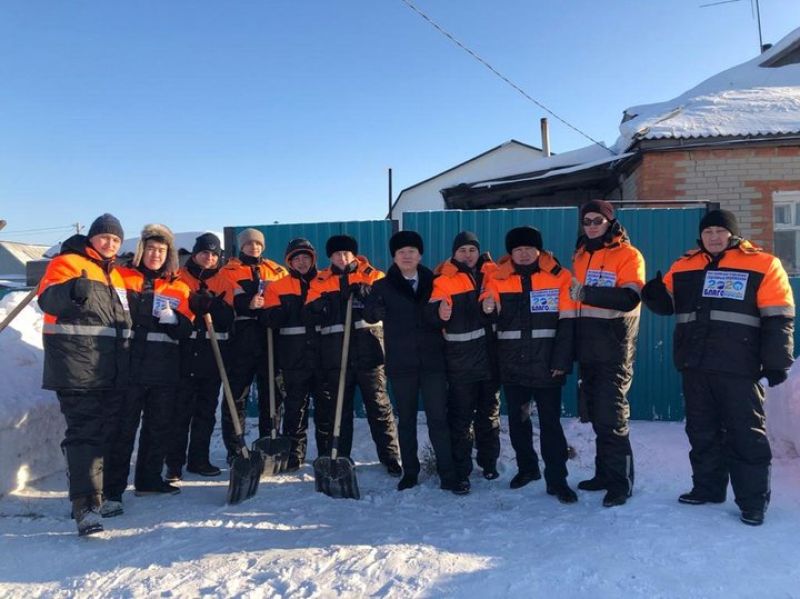 Более 20 дворов пенсионеров планируют очистить от снега железнодорожники Костаная