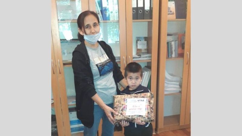 «КТЖ – Грузовые перевозки» помог многодетной матери собрать детей в школу