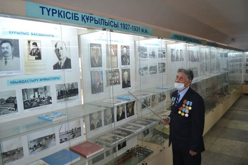 Ғасыр құрылысы - арнайы мүйісте
