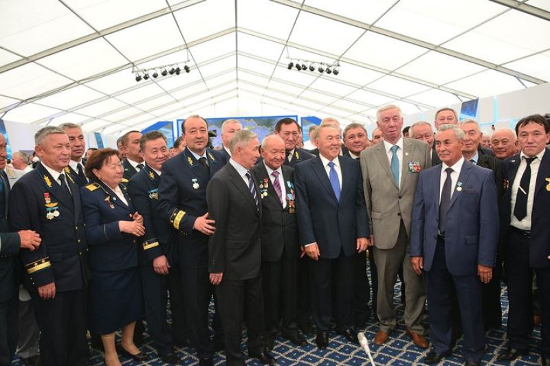 Елбасы. Тәуелсіздік. Теміржол