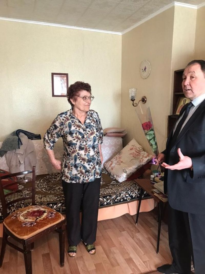 В Караганде поздравили тружениц стальной магистрали