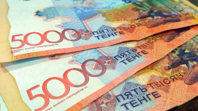 Сауат Мыңбаев: Еңбекақы төмен екенін жасырмаймын...