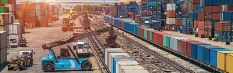 Транзит грузов железнодорожным транспортом снизился на 30%