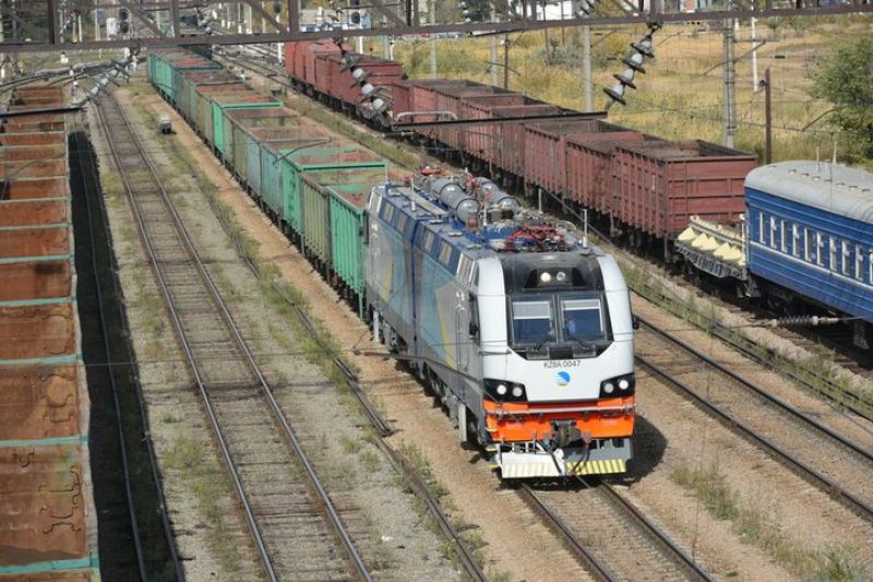 Жүк тасымалында жетістік бар